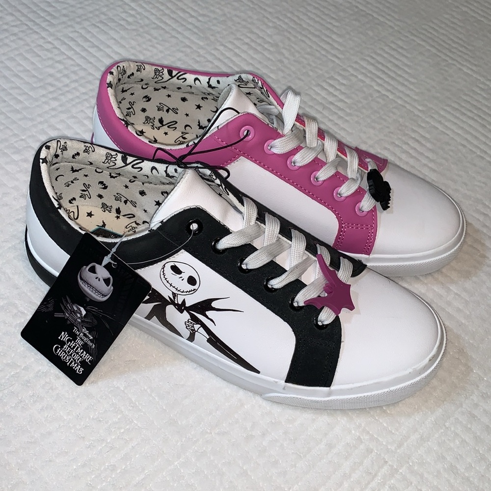 NWT Disney Nightmare Before Christmas Jack & Sally Low Top Sneakers, Men’s 10